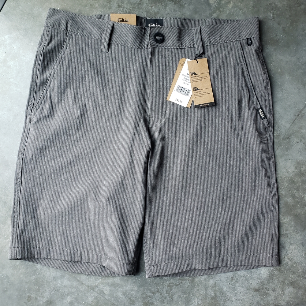 Sz 34 Striped Men's Hybrid Shorts